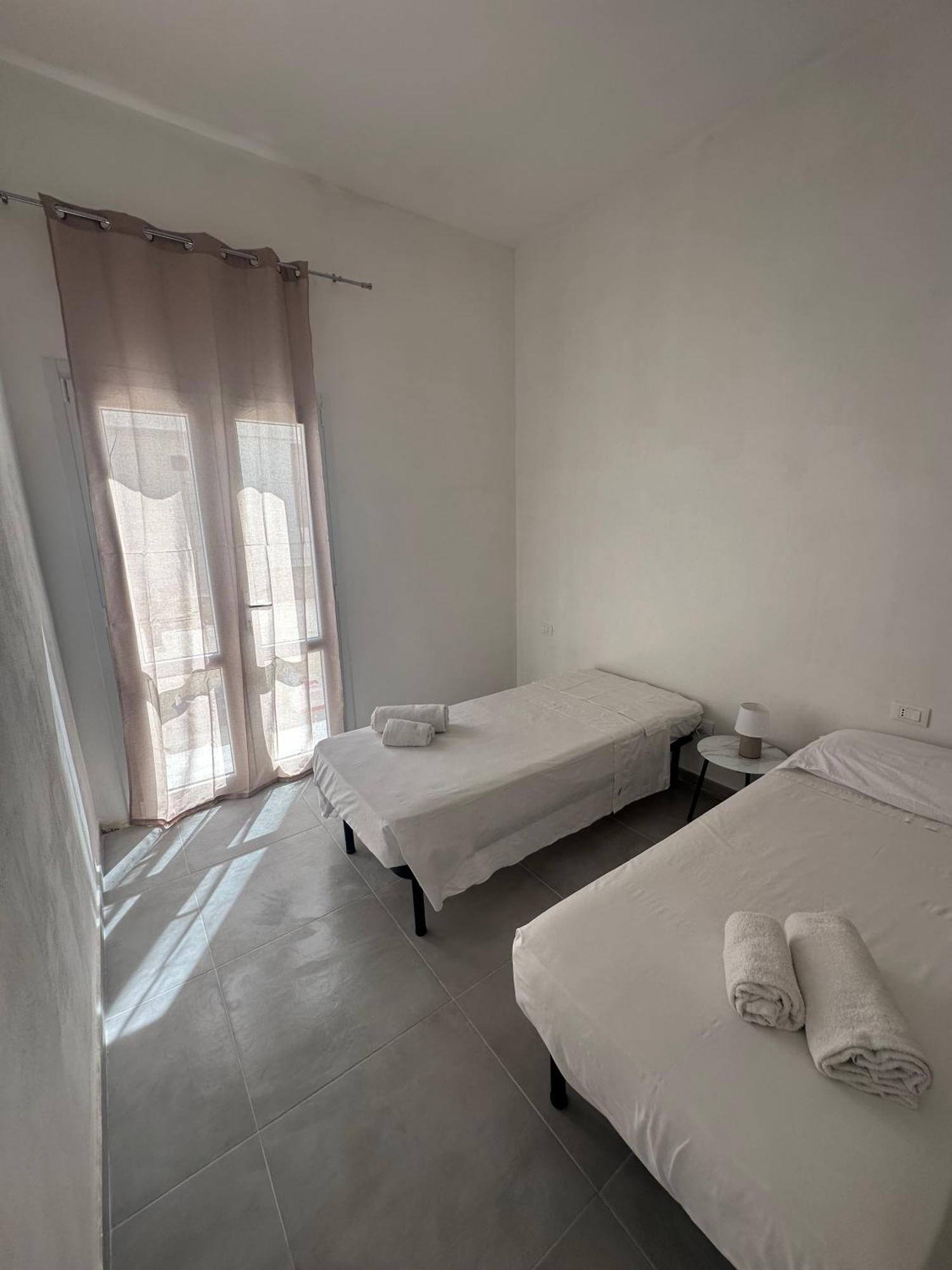 Отель La Riva Lido di Noto Экстерьер фото