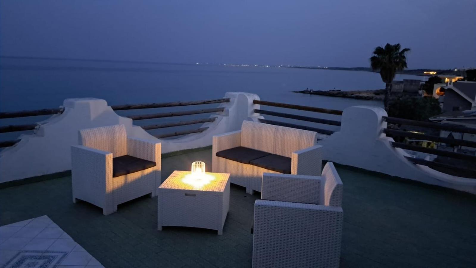 Отель La Riva Lido di Noto Экстерьер фото