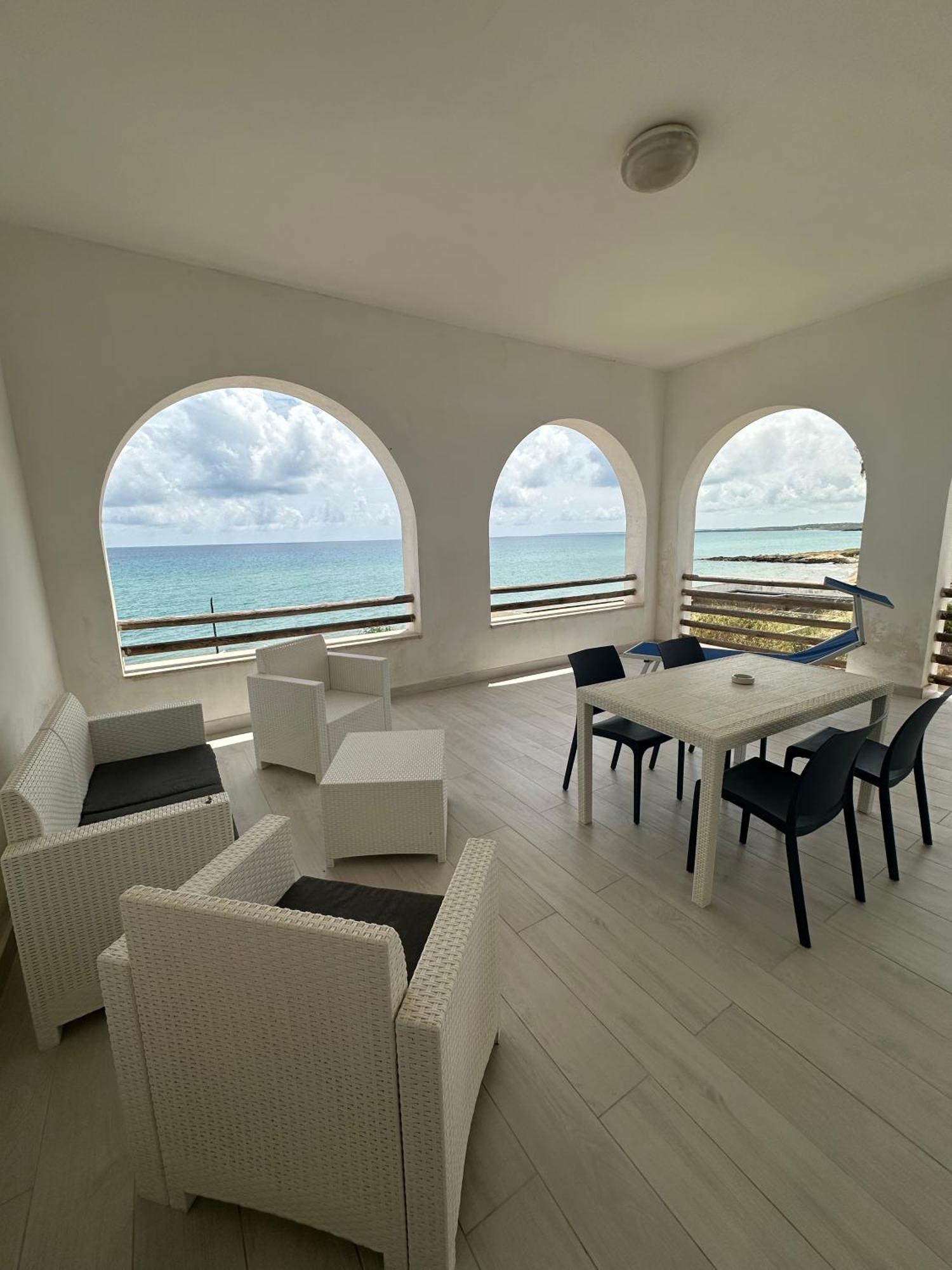 Отель La Riva Lido di Noto Экстерьер фото